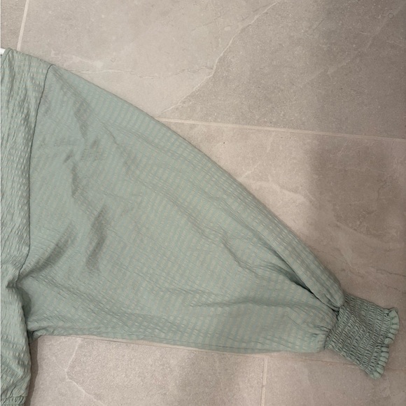 Anthropologie Rebecca Long Sleeve Smocked Waist Peasant Top Mint Green Size S - Picture 9 of 12